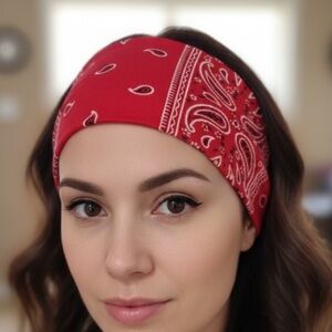 🆕 Red Paisley/Bandana Design Stretchy Headband NIP